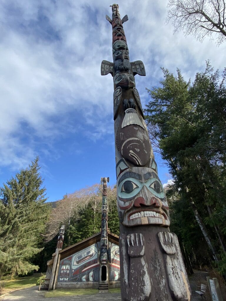 Totem Bight State Historical Park Totem and clan house at Totem Bight State Historical Park